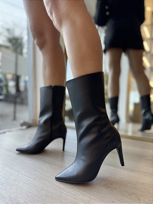 Bota Salto Fino Preto Liane