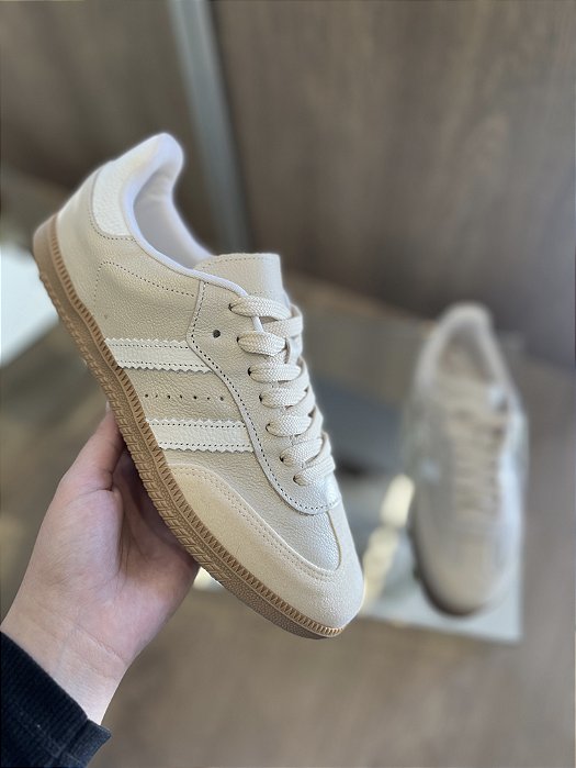Tênis Slim Couro Bege Com Branco Meri