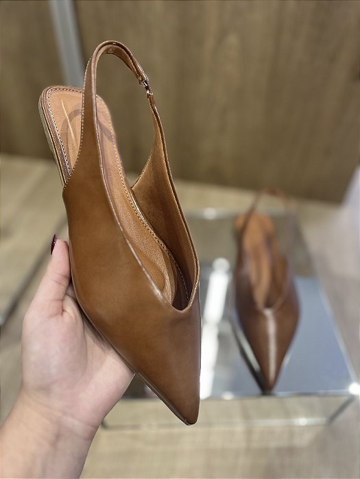 Sapatilha Caramelo Slingback Bico Fino Deia