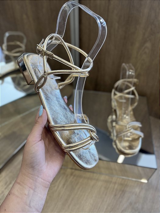 Sandália Rasteira Dourada Amarração Kylie