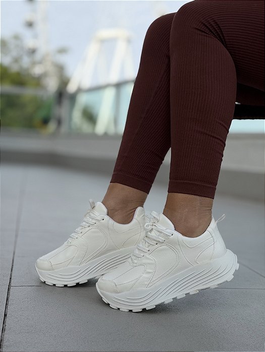 Tênis Chunky Branco Com Recortes Scarlet