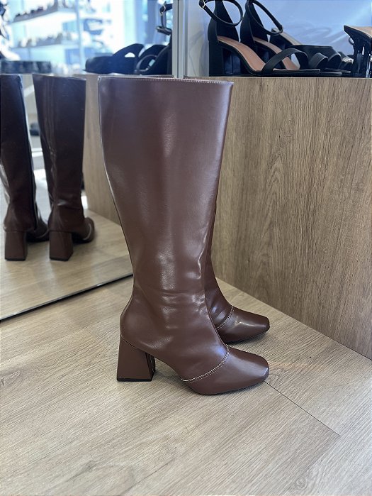 Bota Cano Alto Marrom Salto Bloco Bruna