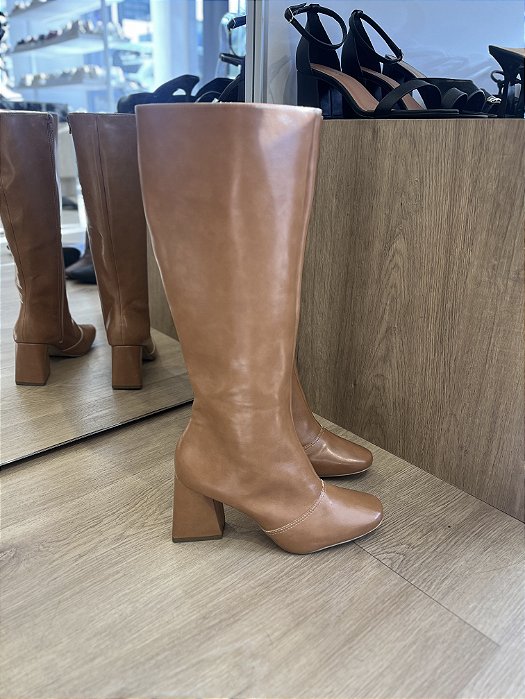 Bota Cano Alto Caramelo Salto Bloco Bruna