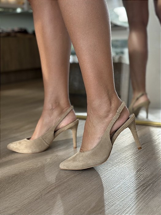 Scarpin Bege Slingback Em Couro Camurça Raíra