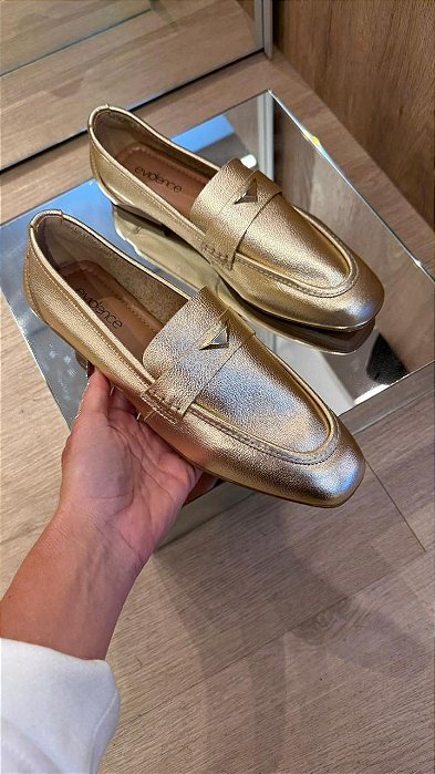 Mocassim em Couro Dourado Bethy