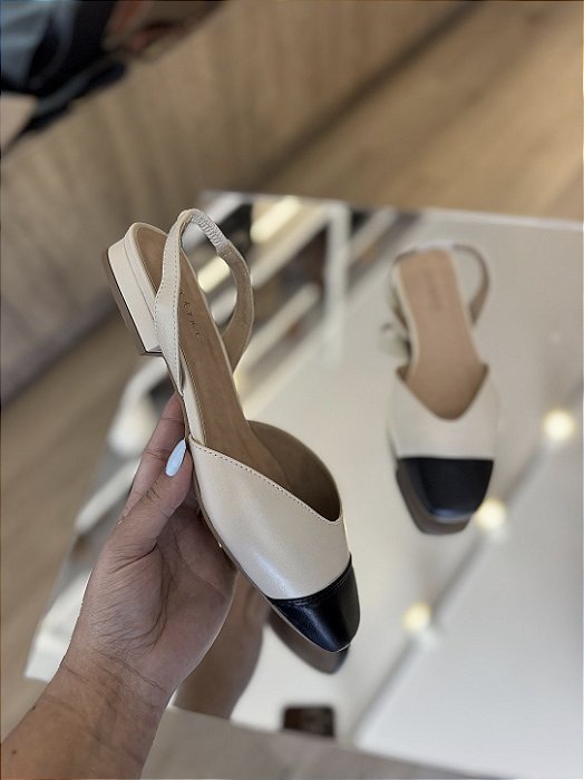 Sapatilha Slingback Em Couro Bicolor Sue