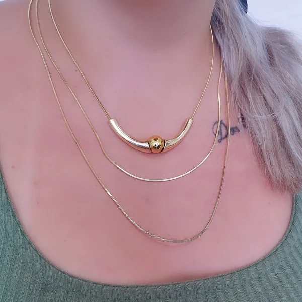 Colar Triplo Dourado Com Pingente Orgânico CF-3