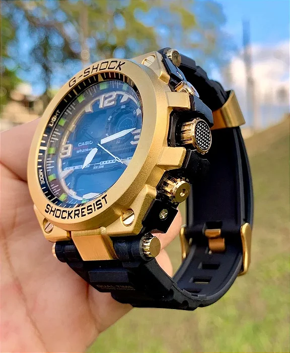 Relógios G-Shock com Detalhes Dourados e Pulseira Preta G-SHOCK