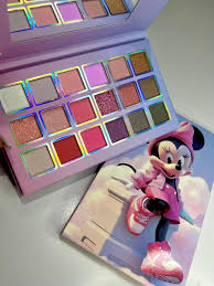 Paleta de Sombras Minnie Mouse 18 Cores MYJ-1835