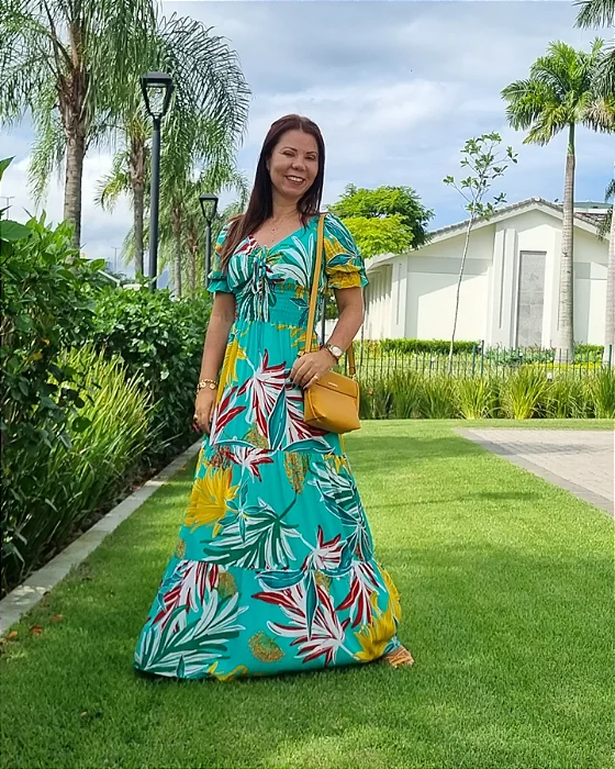 Vestido com lastex