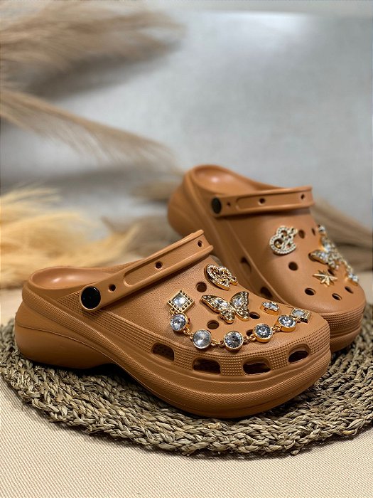 Babuche de EVA Com Bottons Leve Macio e Confortável Caramelo