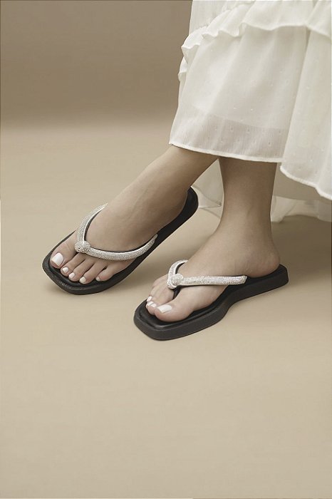 Chinelo STE261 Preto com Strass Cristal de 10 mm