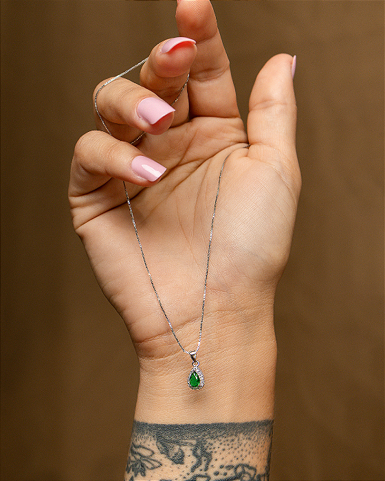 Colar Prata Gota Verde Esmeralda