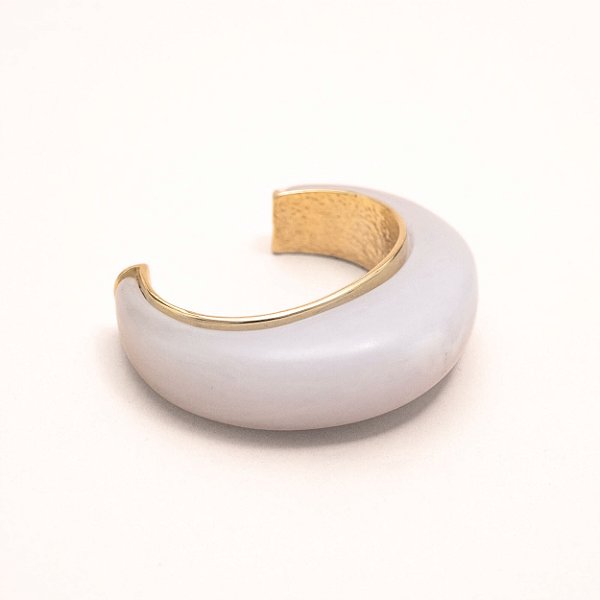 BRACELETE ABERTO METAL COM RESINA OFF