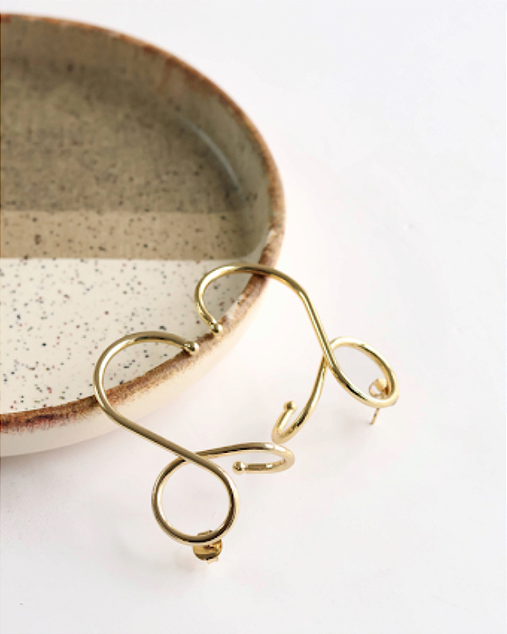 BRINCO EAR CUFF TORCIDO ENCAIXE DOURADO