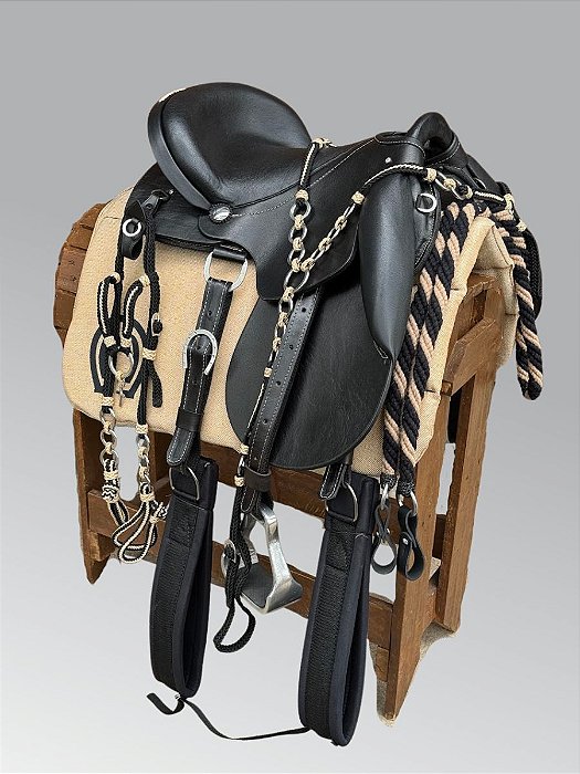 Sela Mangalarga Elite + Traia de Cordinha Inox Preto e Bege