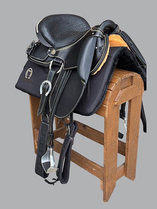 Sela Australiana Nova Extreme Mangalarga 2025 - Cor Pinhão - Vaqueta