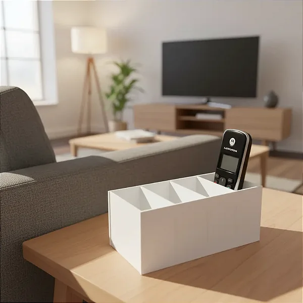 Porta Controle Remoto em Acrílico Branco com 4 Divisórias