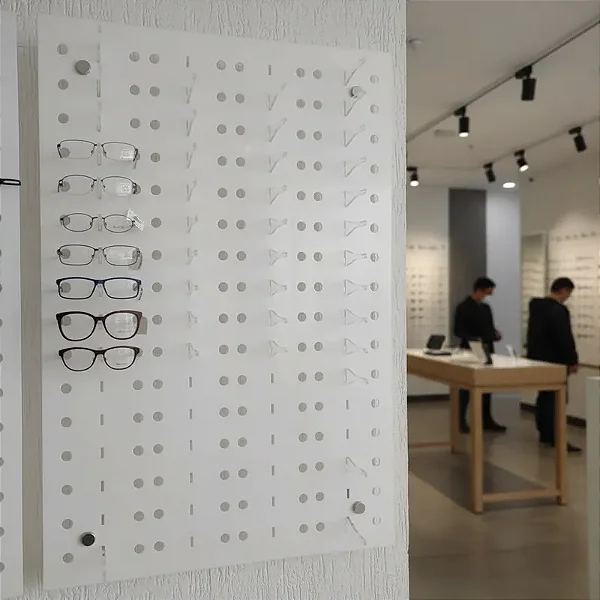 Painel Expositor para Óculos em Acrílico 70x65 cm 40 Posições - Consulte Frete!