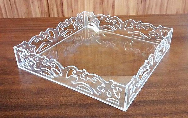 Bandeja Trabalhada em Acrílico Cristal 20x20x5 cm
