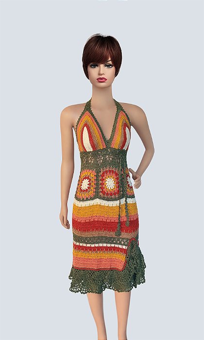 Vestido de Crochê Multicolorido, Beleza e Estilo em Uma Peça Exclusiva Krafiti!