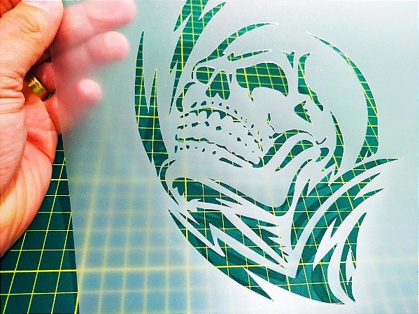 Stencil Caveira Tribal para Aerografias - 2R12