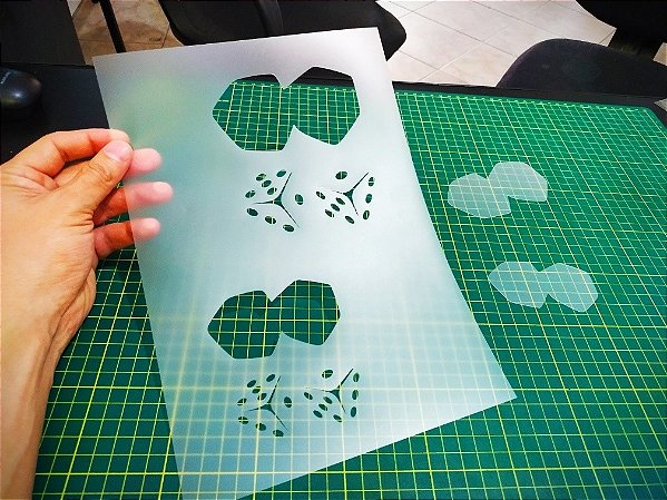 Stencil Dados com 2 tamanhos para Aerografias