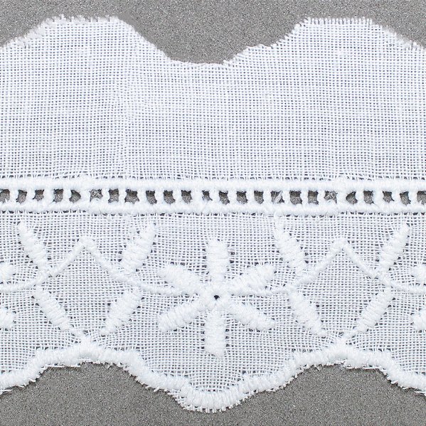 BORDADO INGLÊS DE ALGODÃO  - BA028 - METRO