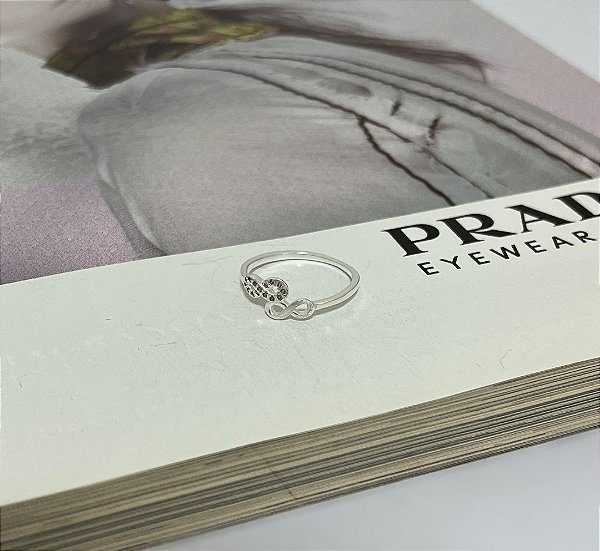 Anel com Infinito Cravejado em Prata 925 - N°18
