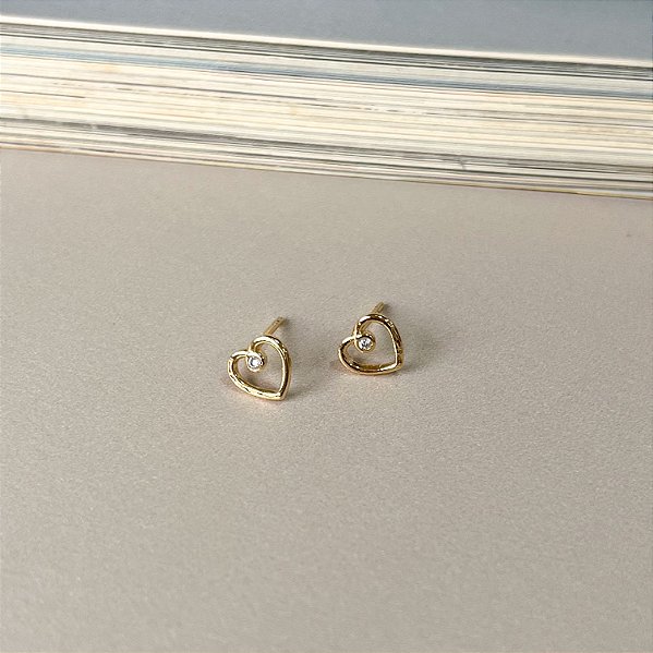 Brinco de Coração Vazado Folheado a Ouro