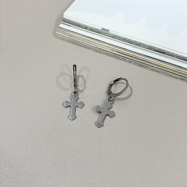 Argola Articulada com Cruz em Aço Inox