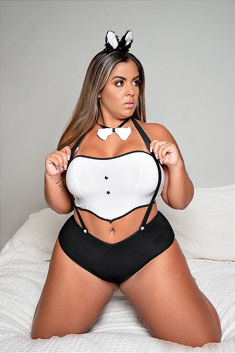 Ref.: 00133 FANTASIA EROTICA PLUS SIZE COELHA SEXY COM SHORT SENSUAL E TOP SEM BOJO