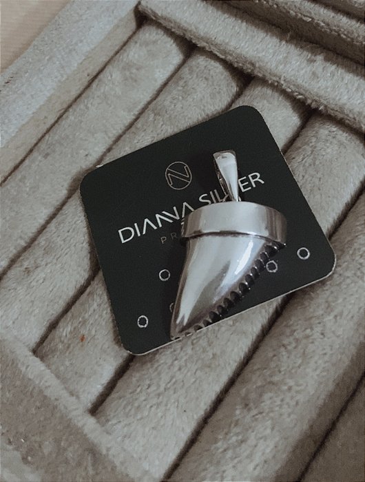 PINGENTE EM PRATA925 - DENTE LISO