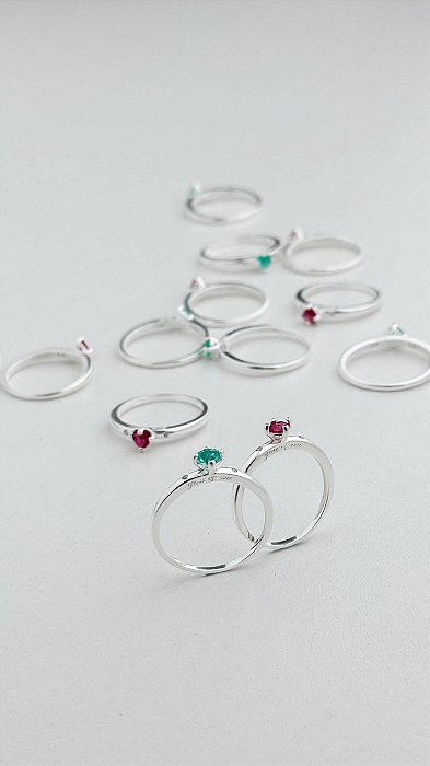 ANEL EM PRATA925 - BRANCO SOLITÁRIO COM ZIRCÔNIA DE CORAÇÃO