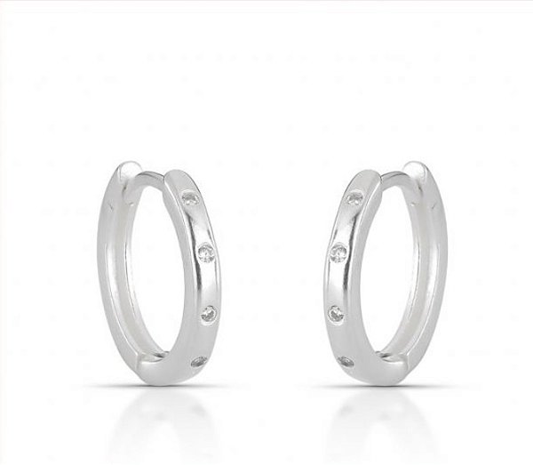 BRINCO PRATA925 - ARGOLA CLICK COM CINCO ZIRCONIAS