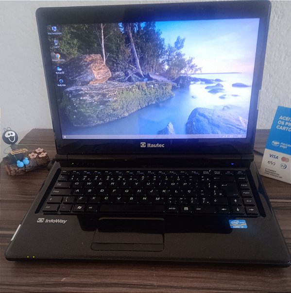 Notebook Itautec Core i3 4 GB RAM