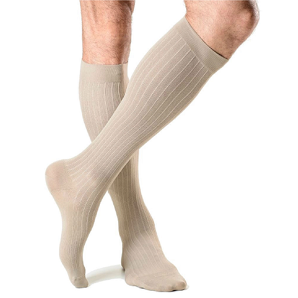 Meia 3/4 panturrilha Masculina 20-30 mmHg Actitud 192b Caqui Sigvaris