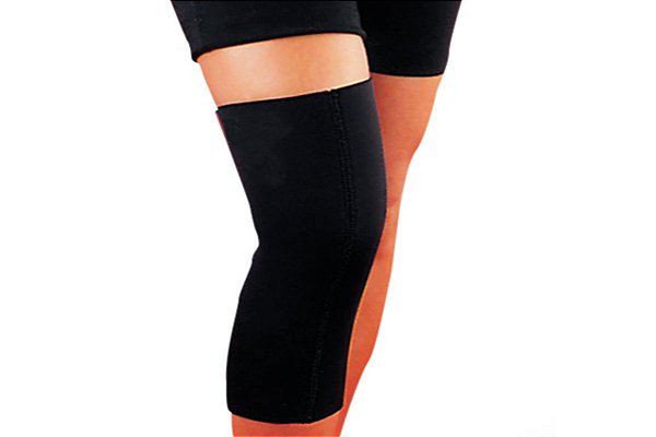 Joelheira de Neoprene Longa sem Orifício para Rótula 543 Salvapé