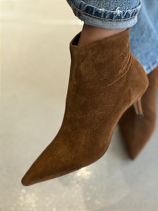 Bota Anzetutto Bella