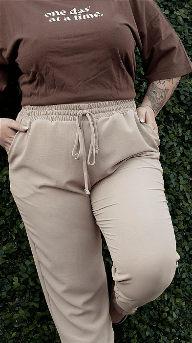 CALÇA CENOURA CREME