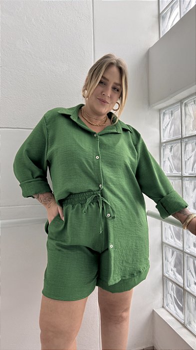 CONJUNTO CAMISA E SHORTS  VERDE BANDEIRA
