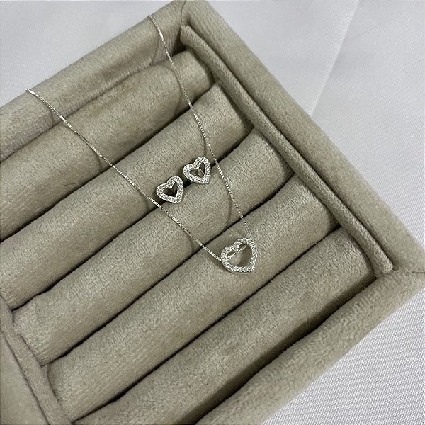 Conjunto de Prata Colar e Brincos Coração Cravejado