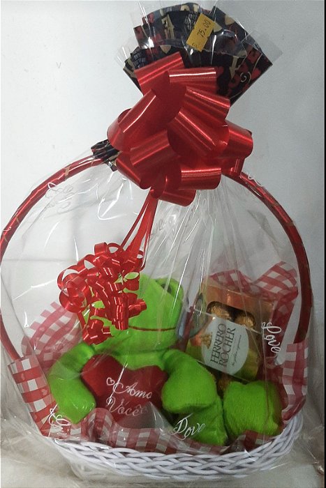 CESTA SAPINHO E FERRERO ROCHER