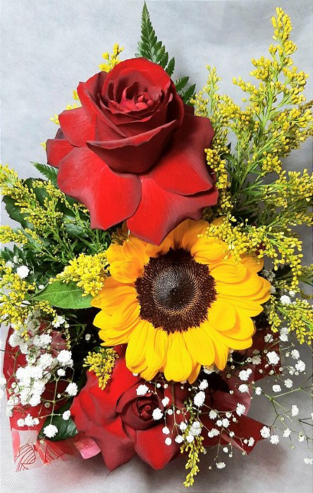 ARRANJO ROSA E GIRASSOL
