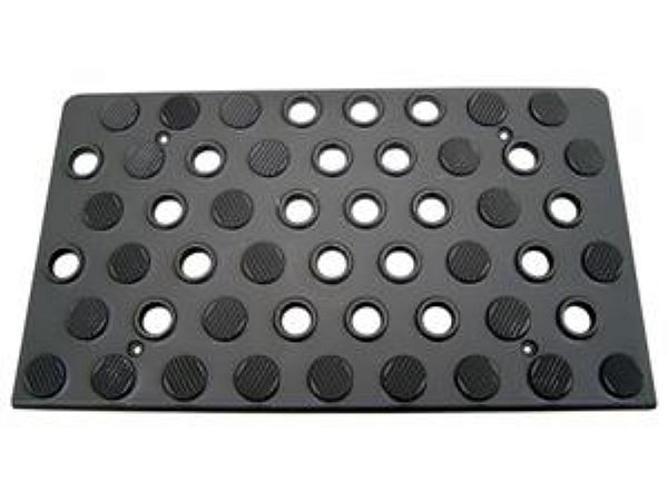 Estribo Plastico Preto Direito Mercedes 1418/1214/1618 (3846867128)