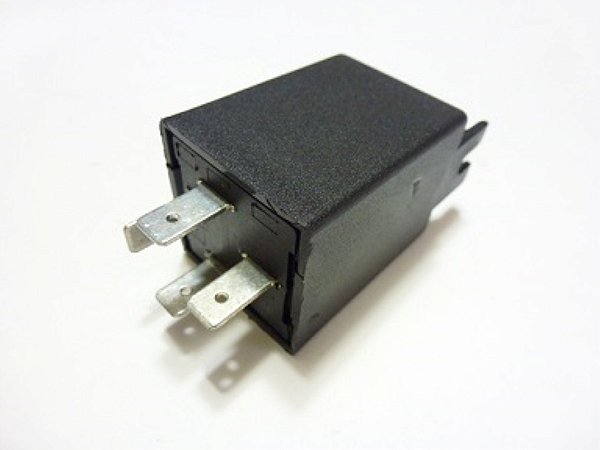 ReLE De Pisca 4 Pinos-24V-500W Para Sca CAMINHOES E ONIBUS (530640)