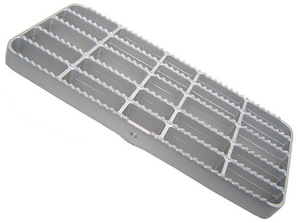 Estribo R Menor(Aluminio) Para Sca SCANIA R142/R143 (298126)