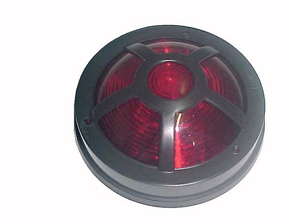 Lanterna Lat. C/ Soquete (Aro Preto) Vermel CAM/CARRETAS (45222)