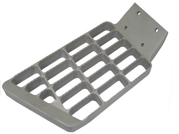Estribo Lado Esq.Aluminio 4 Furos Volks (MEDIOS/PESADOS APOS 01)/DELIVERY (2RG801173)