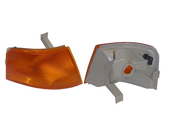 Lanterna Seta C/ Lente Acrilica Ambar LD Volvo VOLVO NH BICUDO (8129383)